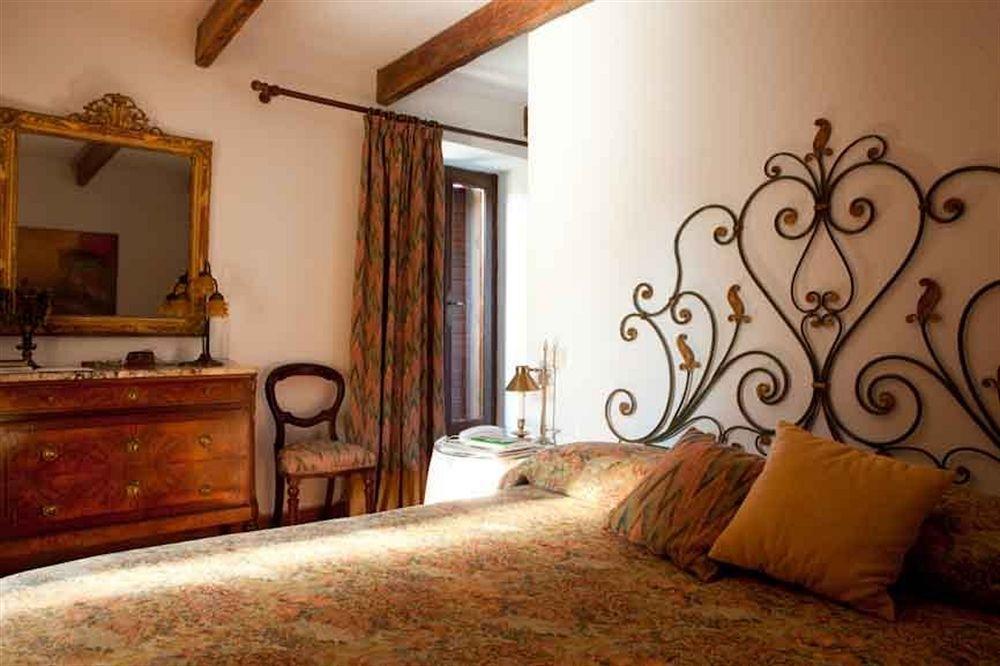 טמפיו פאוזניה L'Agnata Di De Andre Boutique Hotel מראה חיצוני תמונה