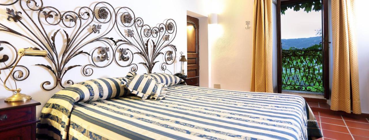 טמפיו פאוזניה L'Agnata Di De Andre Boutique Hotel מראה חיצוני תמונה